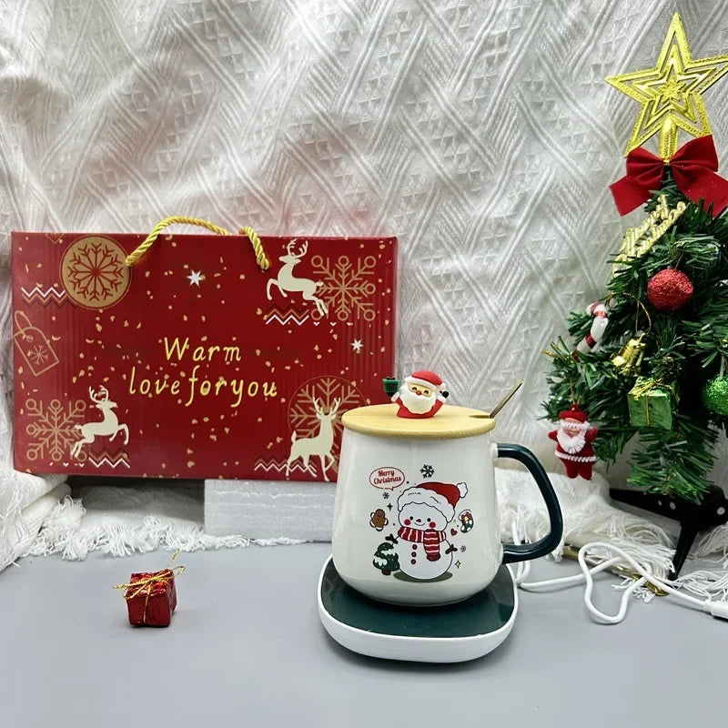Santa’s Cozy Lidded Mug