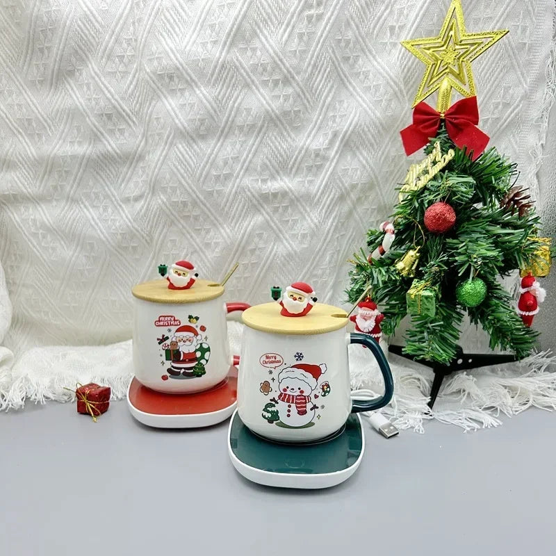 Santa’s Cozy Lidded Mug