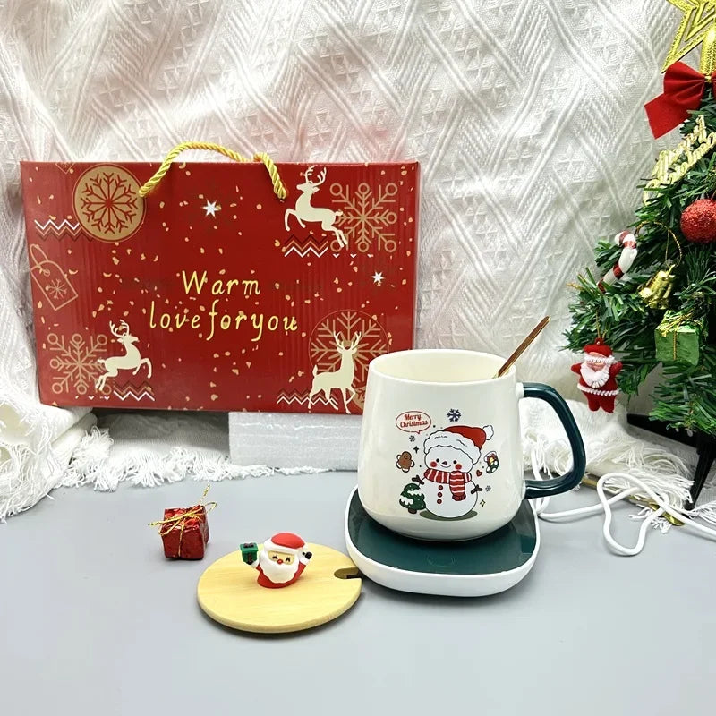 Santa’s Cozy Lidded Mug