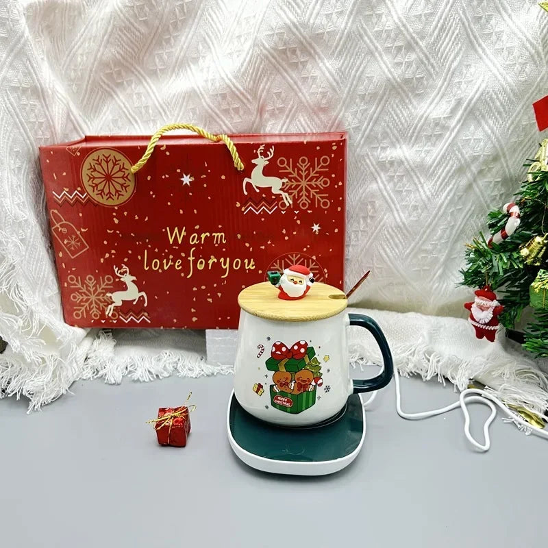 Santa’s Cozy Lidded Mug