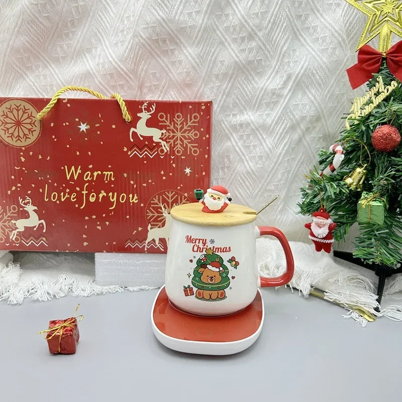 Santa’s Cozy Lidded Mug